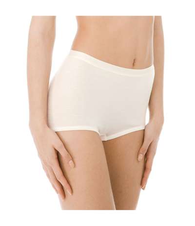 True Confidence Panty Creme – Beige Boxertrosor från Calida