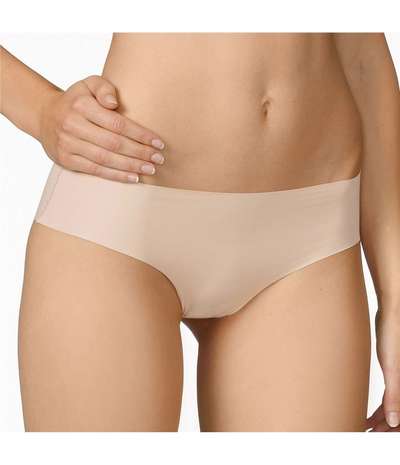 Silhouette Slip 21223 Skin 895 – Beige Trosor från Calida