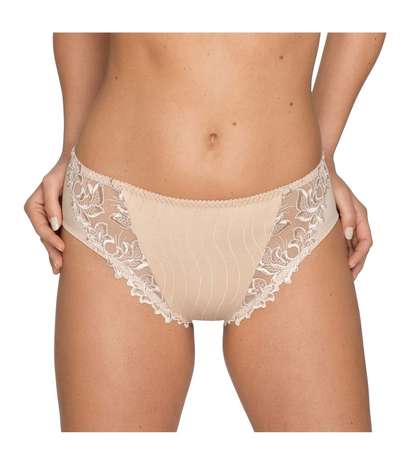 PrimaDonna Deauville Tailleslip Beige – Beige Trosor från Primadonna